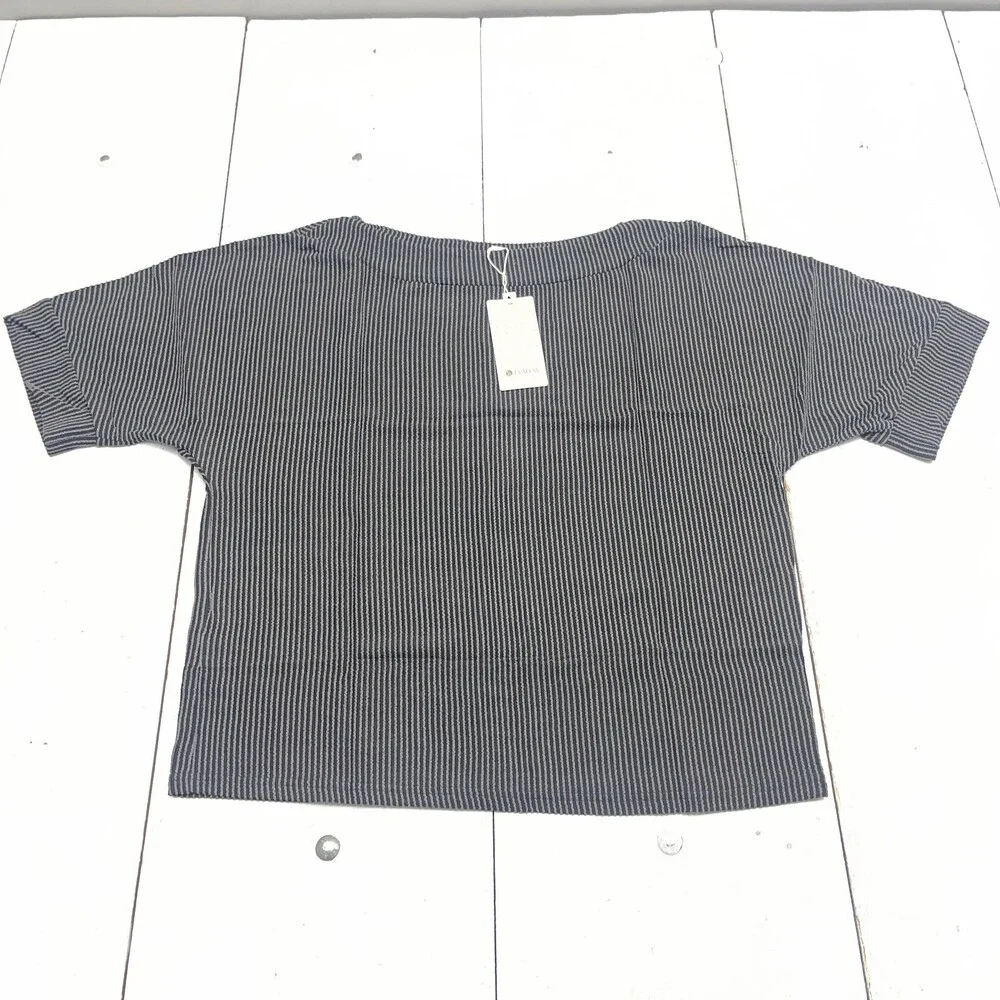 EVALESS Shirt Womens Medium Black White Striped Boat Neck Short Sleeve Knit Top - Picture 1 of 7